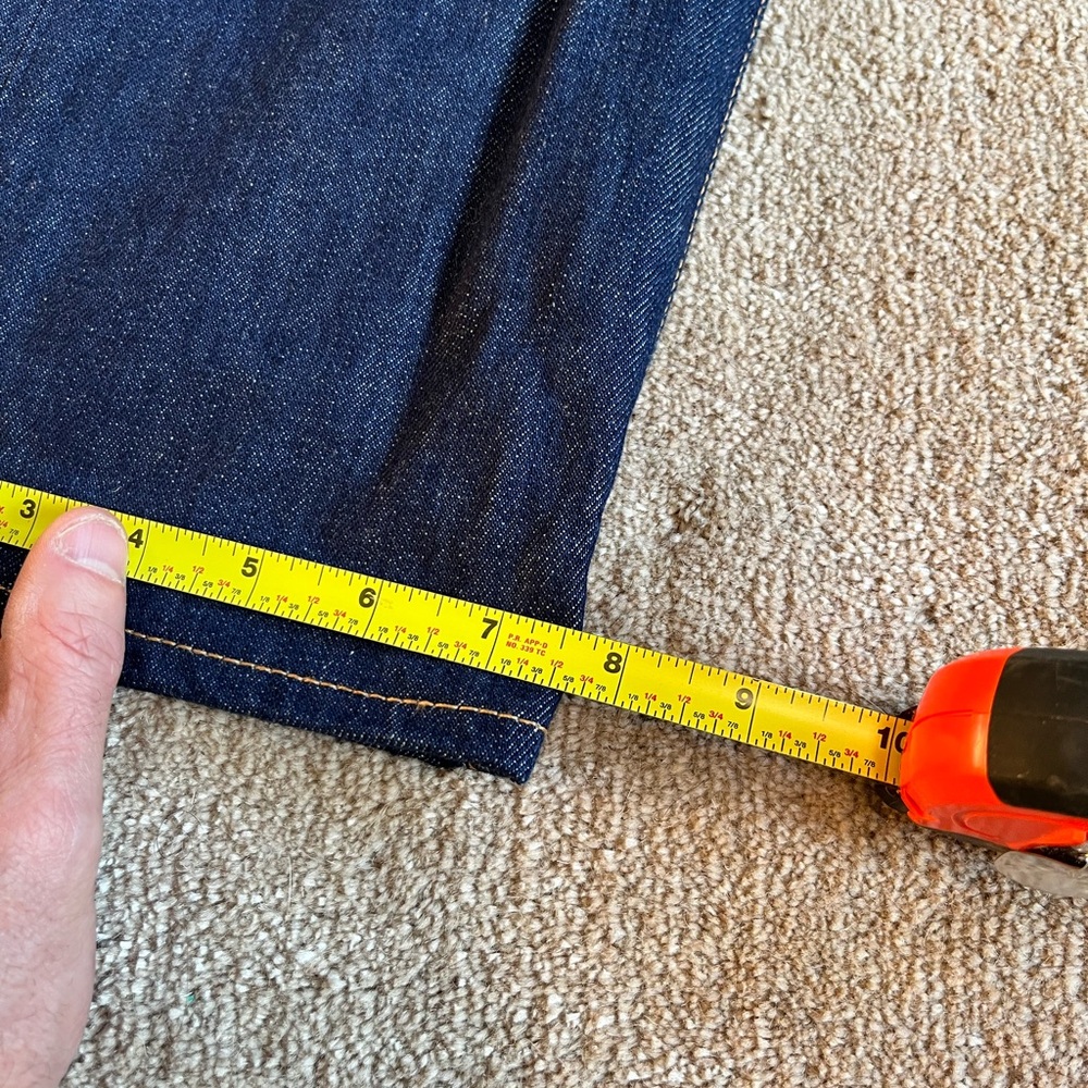 Levi's Premium White Oak Denim - Dark Wash - Straight Fit Jeans - Picture 9 of 9